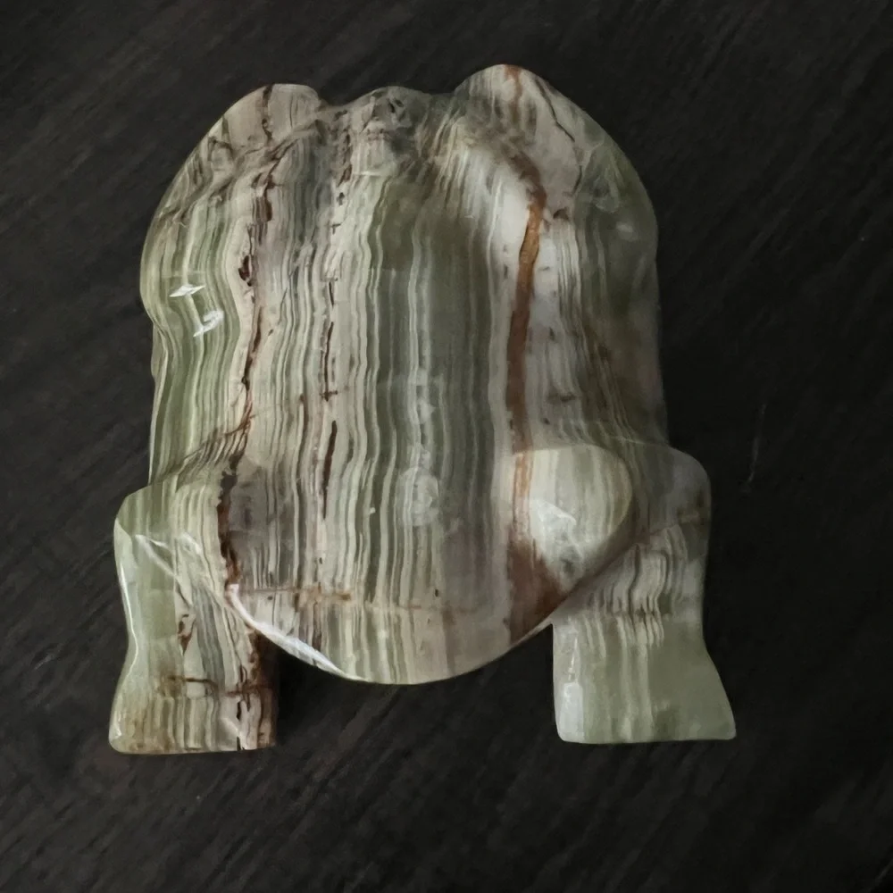 Hand-carved Onyx Frog